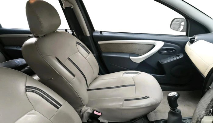 2014 Renault Duster 85 PS RXL DIESEL, Diesel, Manual, 1,20,593 km, interior