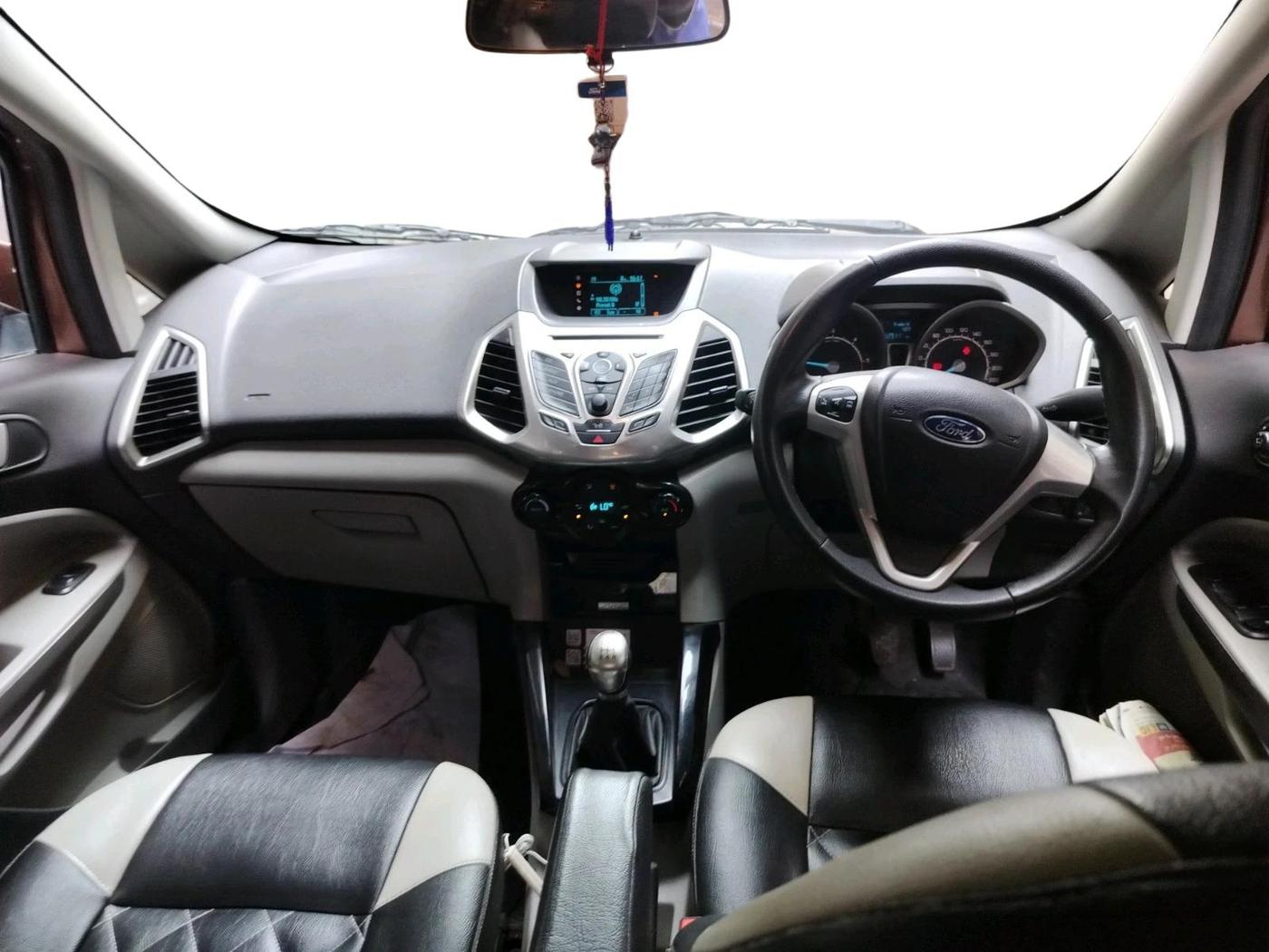 2016 Ford Ecosport TITANIUM 1.5L DIESEL, Diesel, Manual, 1,42,911 km, interior