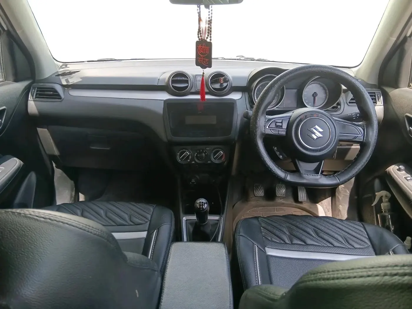 2023 Maruti Swift VXI, Petrol, Manual, 26,540 km, interior