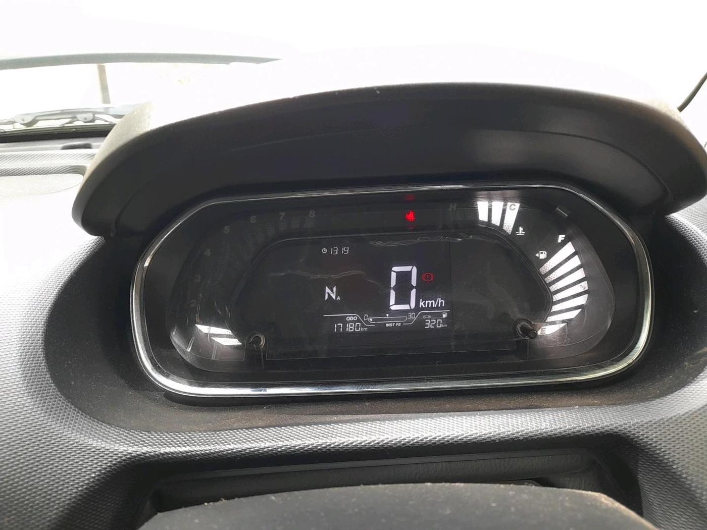 2024 Tata Tiago XTA PETROL, Petrol, Automatic, 17,180 km, interior