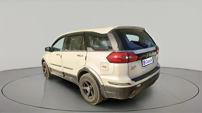 2017 Tata Hexa XM 4X2 7 STR, Diesel, Manual, 1,37,970 km, exterior