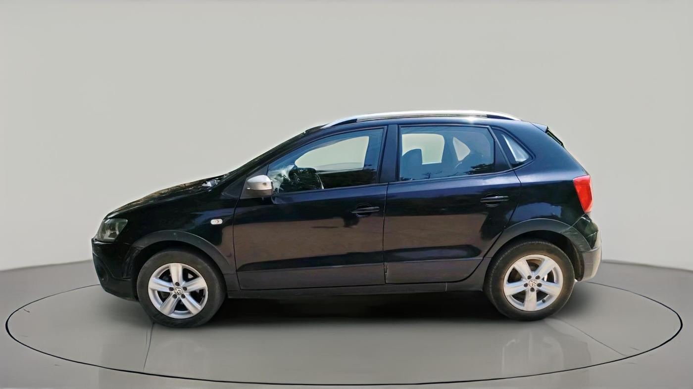 2014 Volkswagen Polo HIGHLINE1.5L, Diesel, Manual, 94,998 km, exterior