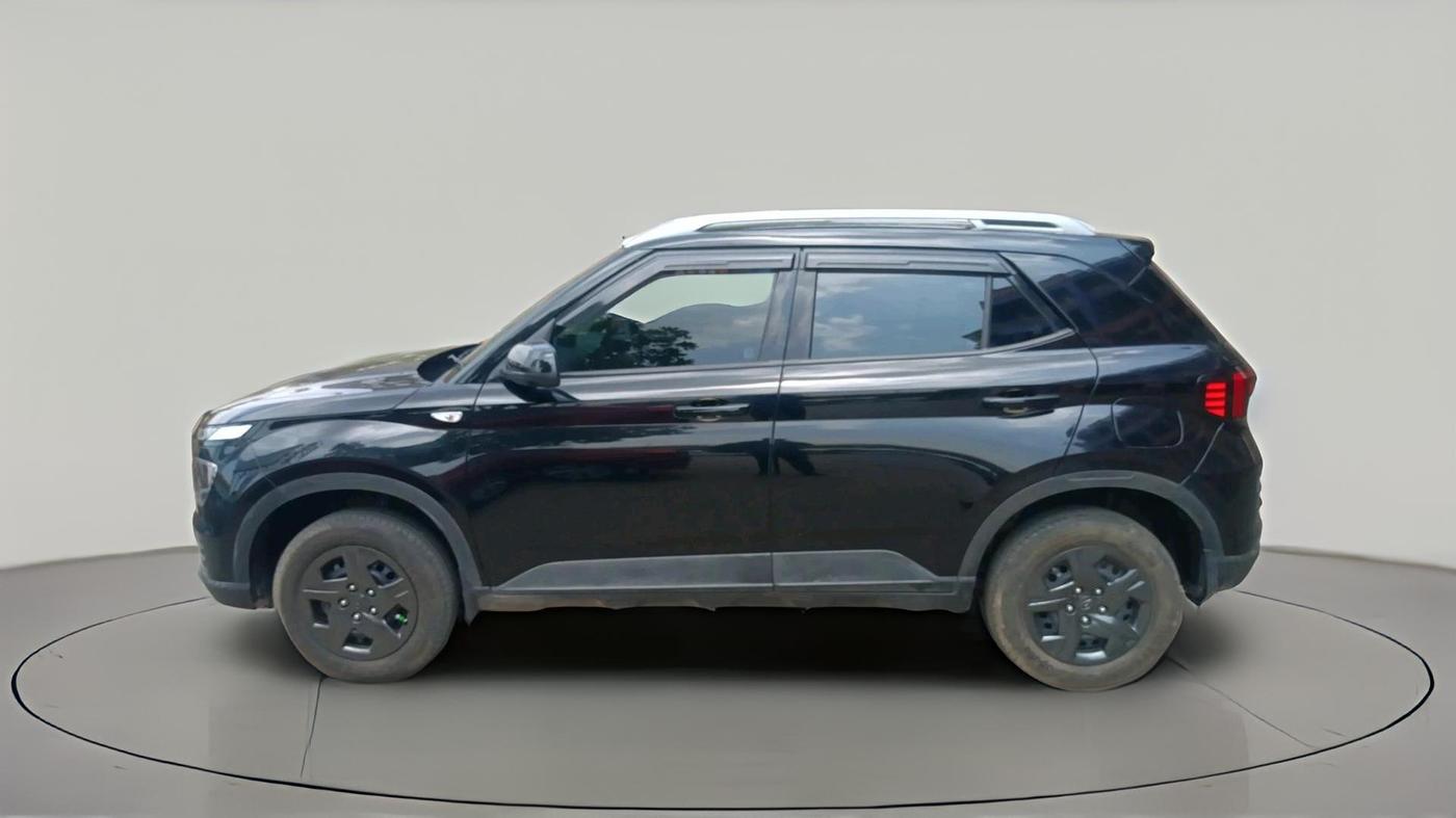 2024 Hyundai VENUE S 1.2, Petrol, Manual, 18,605 km, exterior