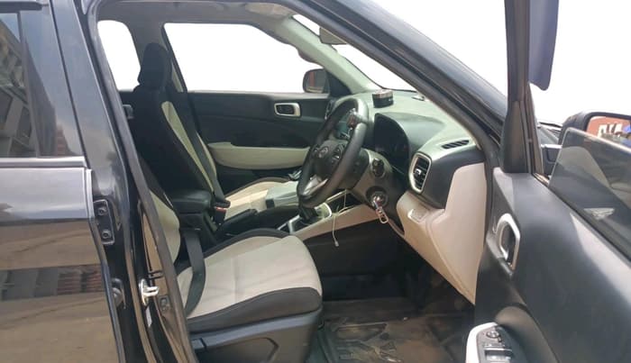 2024 Hyundai VENUE S 1.2, Petrol, Manual, 18,605 km, interior