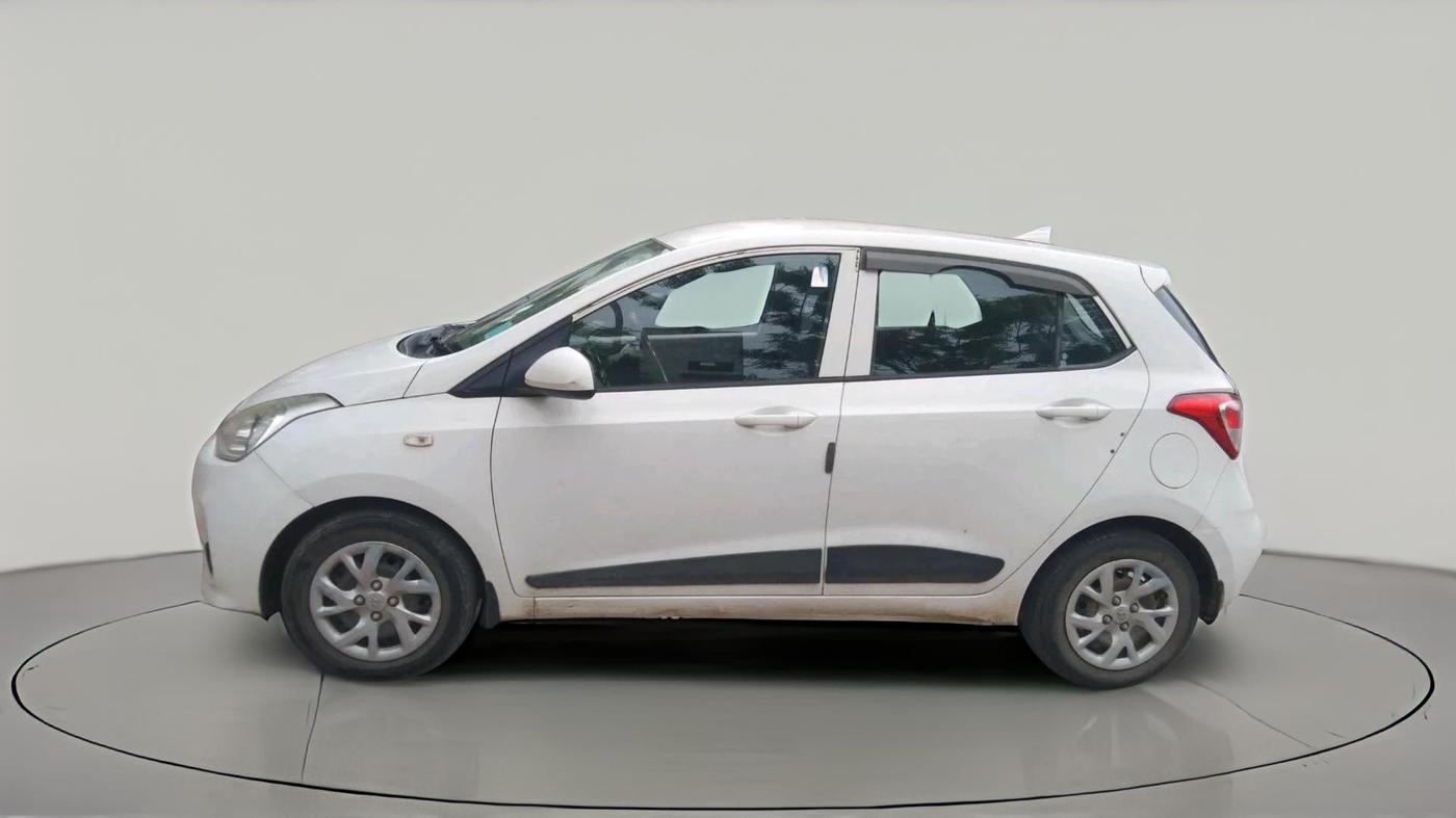 2017 Hyundai Grand i10 MAGNA 1.2 KAPPA VTVT, CNG, Manual, 68,064 km, exterior