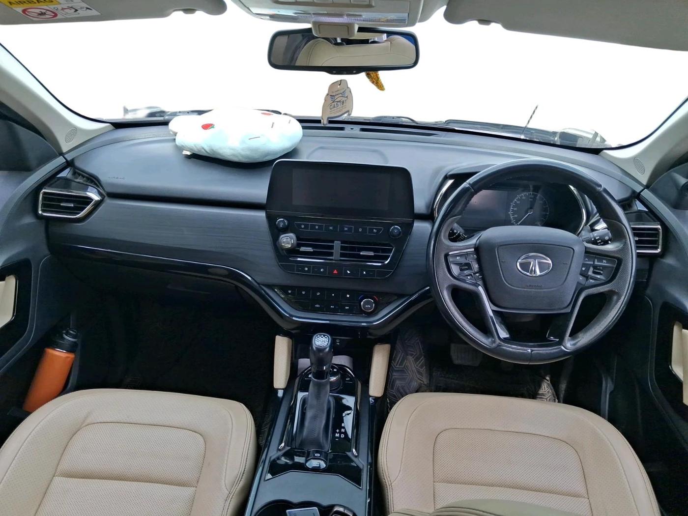 2022 Tata Safari XZA PLUS, Diesel, Automatic, 79,773 km, interior