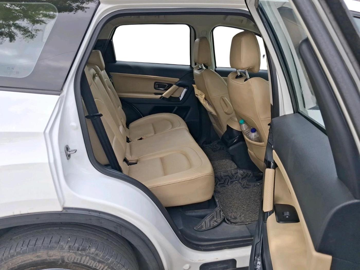 2022 Tata Safari XZA PLUS, Diesel, Automatic, 79,773 km, interior