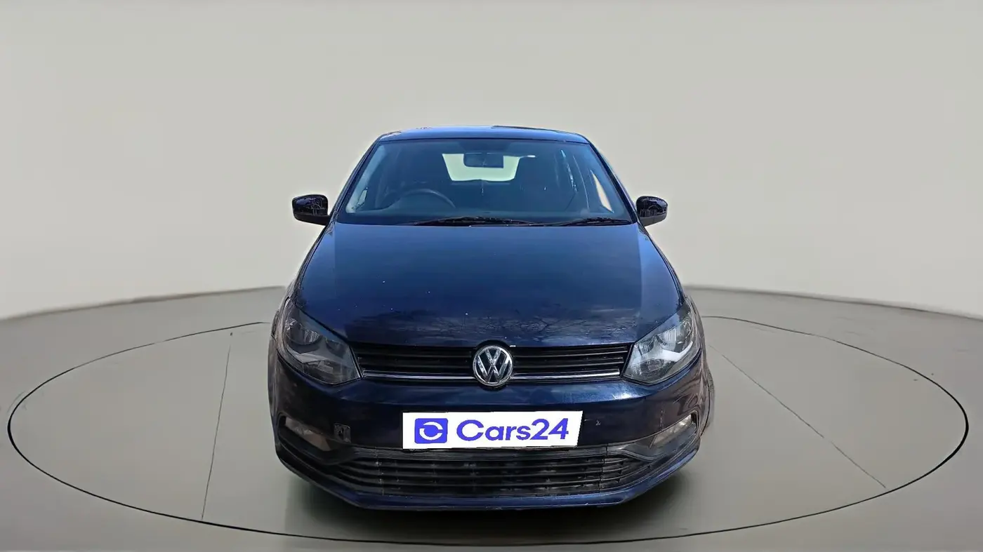 2015 Volkswagen Polo COMFORTLINE 1.5L, Diesel, Manual, 1,36,735 km, exterior