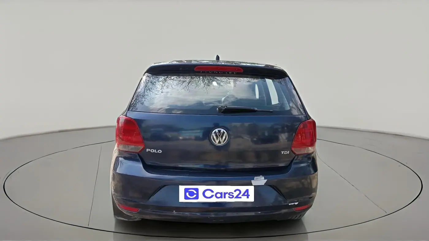 2015 Volkswagen Polo COMFORTLINE 1.5L, Diesel, Manual, 1,36,735 km, exterior