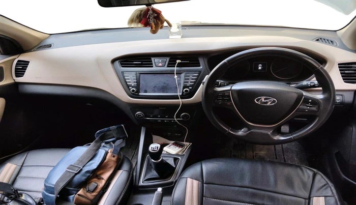 2015 Hyundai Elite i20 ASTA 1.2 (O), Petrol, Manual, 69,768 km, interior