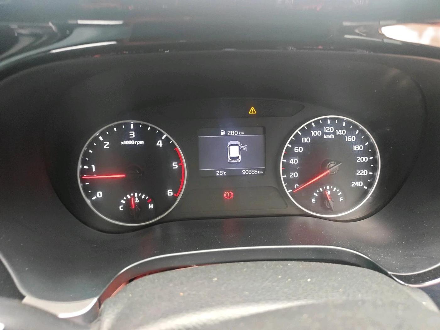 2022 KIA SELTOS HTK PLUS 1.5 DIESEL, Diesel, Manual, 90,885 km, interior