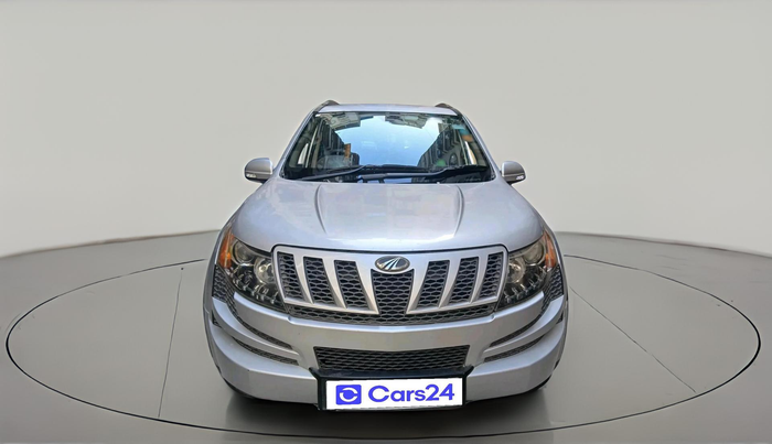 2015 Mahindra XUV500 W6, Diesel, Manual, 1,15,328 km, exterior