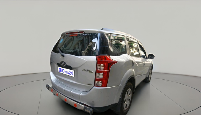 2015 Mahindra XUV500 W6, Diesel, Manual, 1,15,328 km, exterior