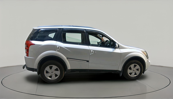 2015 Mahindra XUV500 W6, Diesel, Manual, 1,15,328 km, exterior