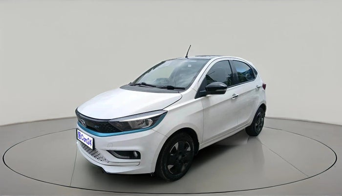 2023 Tata TIAGO EV XZ PLUS TECH LUX LONG RANGE, Electric, Automatic, 44,252 km, exterior