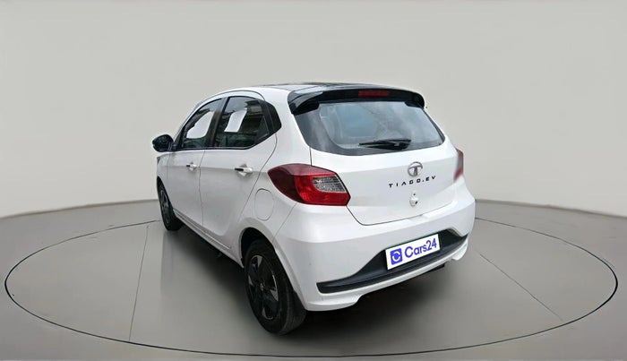 2023 Tata TIAGO EV XZ PLUS TECH LUX LONG RANGE, Electric, Automatic, 44,252 km, exterior
