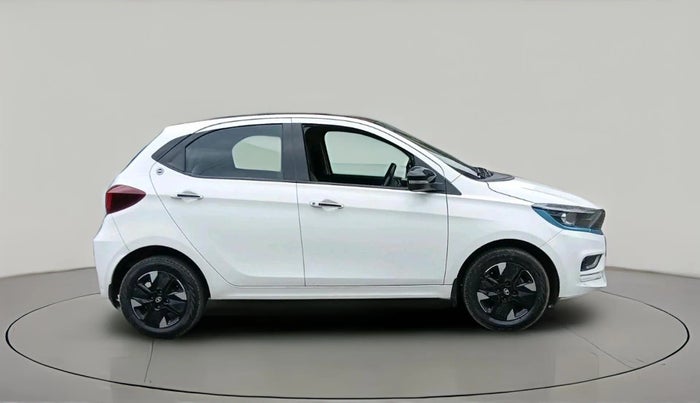 2023 Tata TIAGO EV XZ PLUS TECH LUX LONG RANGE, Electric, Automatic, 44,252 km, exterior