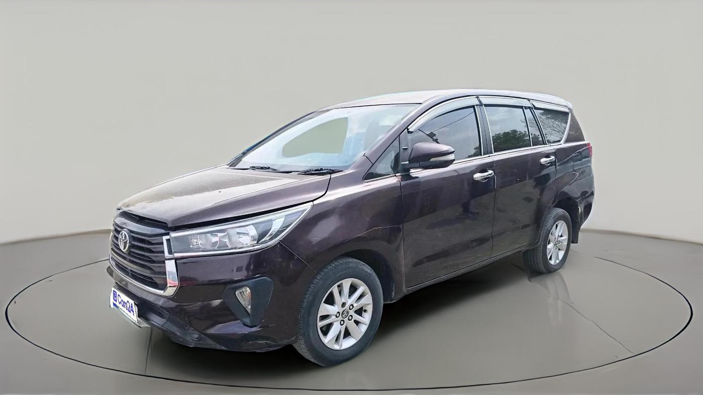 2016 Toyota Innova Crysta 2.4 GX 8 STR, Diesel, Manual, 2,54,809 km, exterior