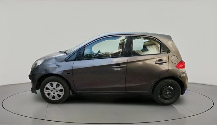 2013 Honda Brio S MT, Petrol, Manual, 1,07,976 km, exterior
