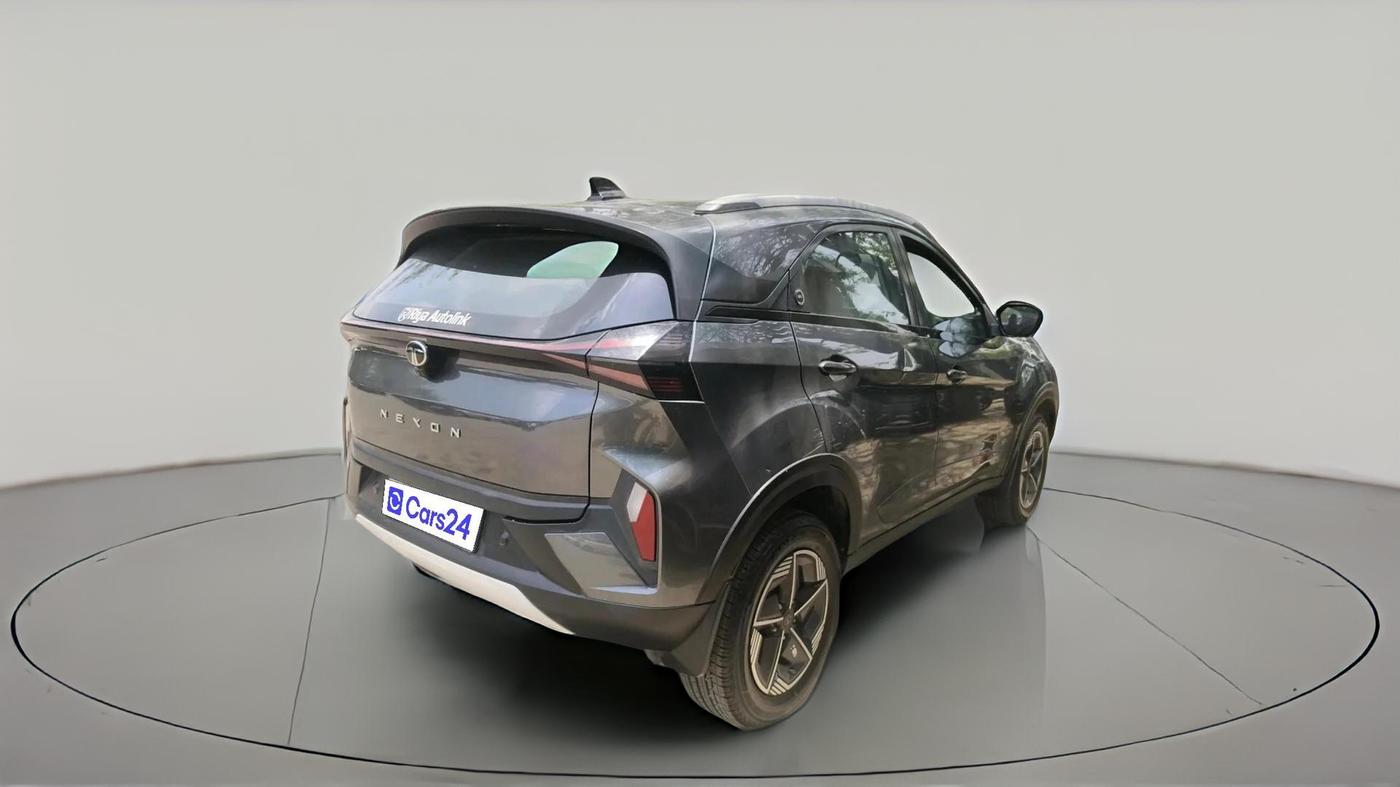 2024 Tata NEXON CREATIVE PLUS S 1.2 REVOTRON 7 DCA, Petrol, Automatic, 29,351 km, exterior