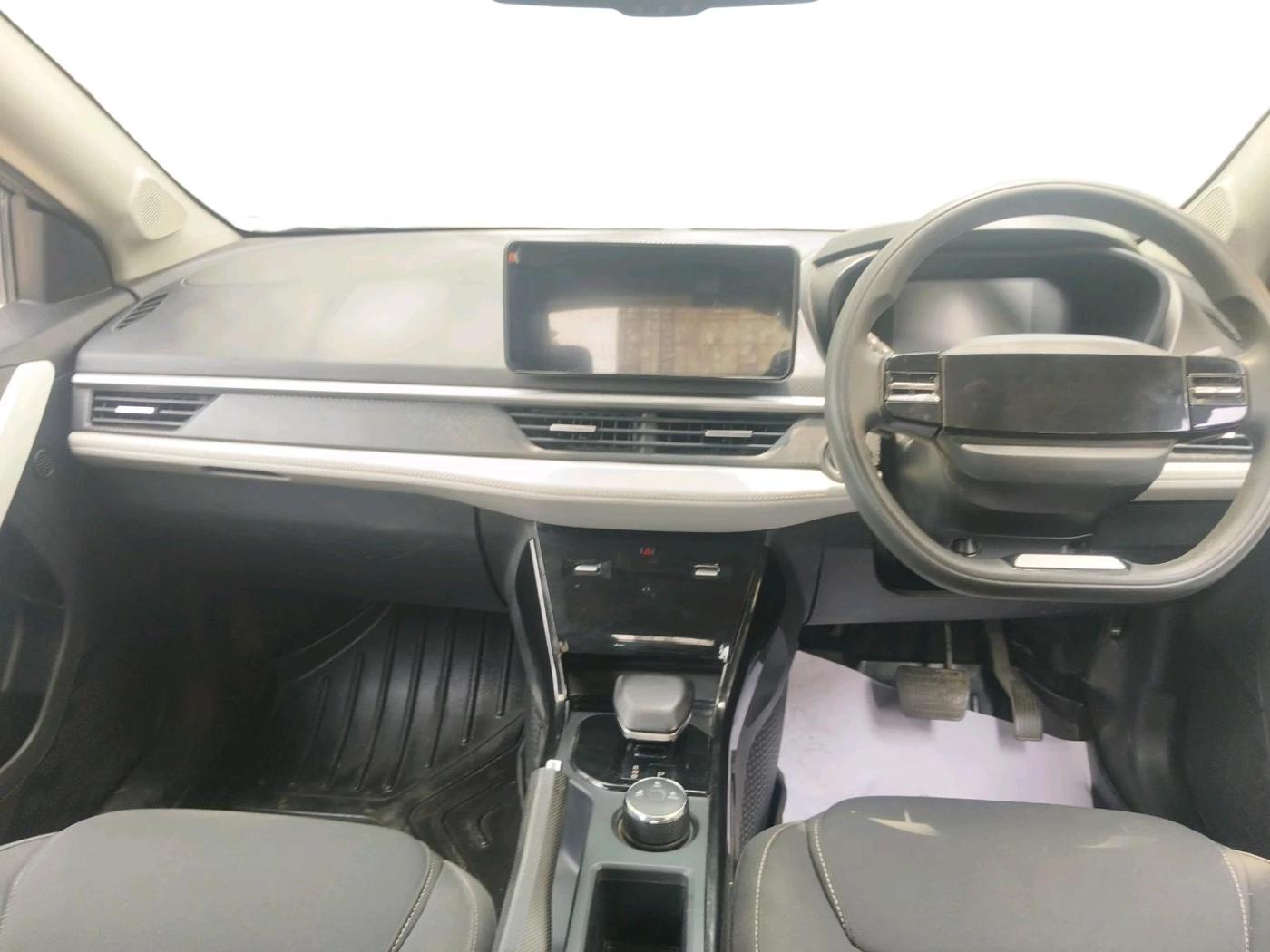 2024 Tata NEXON CREATIVE PLUS S 1.2 REVOTRON 7 DCA, Petrol, Automatic, 29,351 km, interior