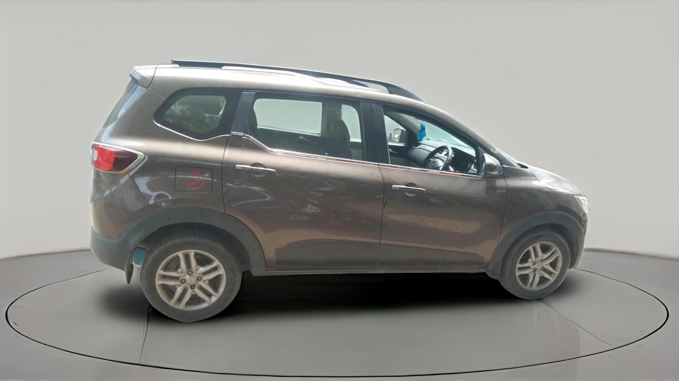 2021 Renault TRIBER RXZ AMT, Petrol, Automatic, 22,125 km, exterior