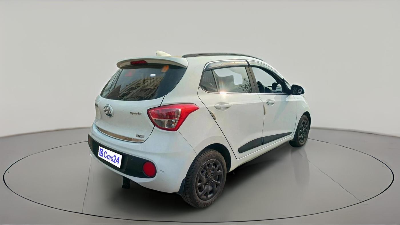 2020 Hyundai Grand i10 SPORTZ 1.2 KAPPA VTVT, Petrol, Manual, 35,061 km, exterior
