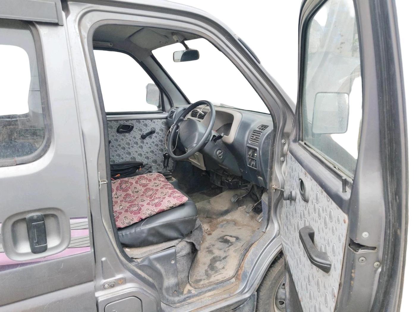 2015 Maruti Eeco 5 STR WITH A/C+HTR CNG, CNG, Manual, 60,000 km, interior