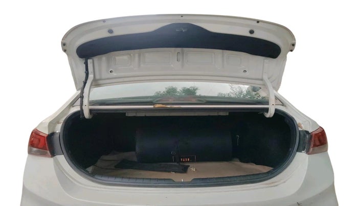 2019 Hyundai Verna 1.6 VTVT SX O, Petrol, Manual, 84,577 km, exterior