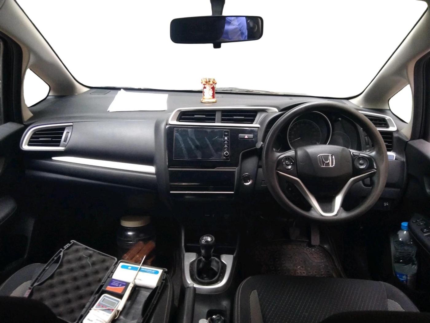 2018 Honda WR-V 1.5L I-DTEC VX MT, Diesel, Manual, 1,01,241 km, interior