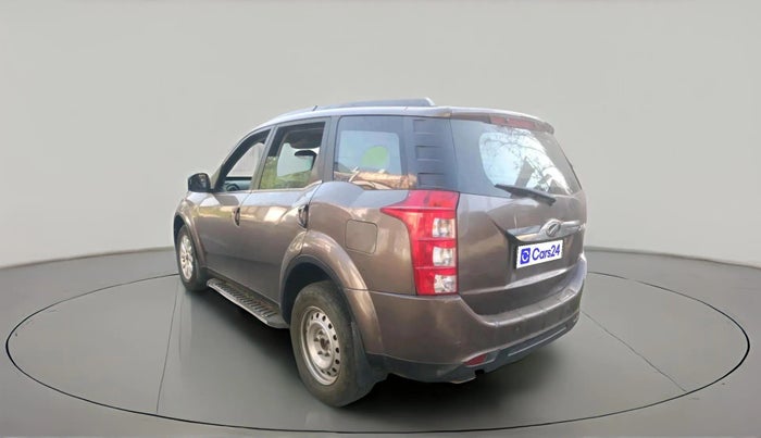 2017 Mahindra XUV500 W10 AT, Diesel, Automatic, 88,331 km, exterior