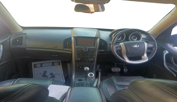 2017 Mahindra XUV500 W10 AT, Diesel, Automatic, 88,331 km, interior