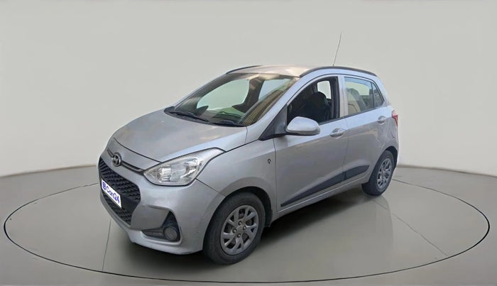 2017 Hyundai Grand i10 SPORTZ (O) 1.2 U2 CRDI, Diesel, Manual, 1,48,049 km, exterior