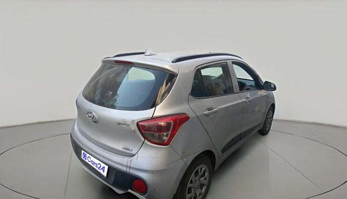 2017 Hyundai Grand i10 SPORTZ (O) 1.2 U2 CRDI, Diesel, Manual, 1,48,049 km, exterior