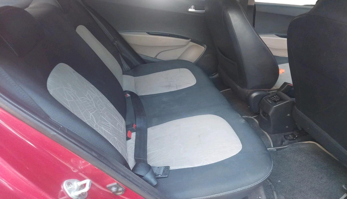 2017 Hyundai Grand i10 SPORTZ 1.2 KAPPA VTVT, Petrol, Manual, 63,455 km, interior