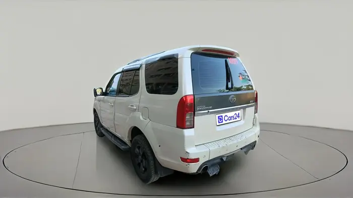2015 Tata Safari Storme 2.2 VX 4X2, Diesel, Manual, 1,87,111 km, exterior