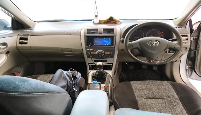 2011 Toyota Corolla Altis G DIESEL, Diesel, Manual, 1,80,173 km, interior