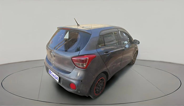 2018 Hyundai Grand i10 MAGNA 1.2 KAPPA VTVT, Petrol, Manual, 1,29,401 km, exterior