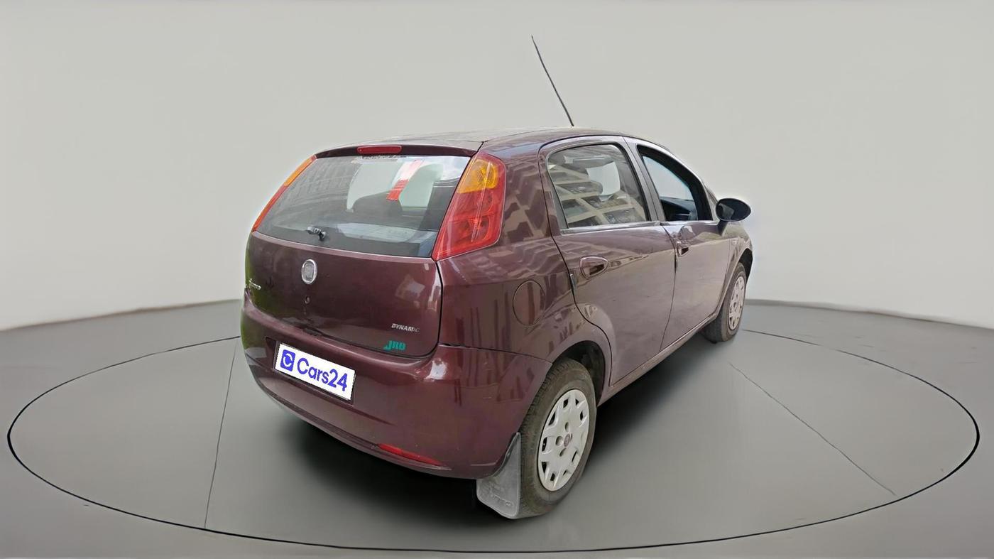 2014 Fiat Grand Punto DYNAMIC 1.3, Diesel, Manual, 2,20,778 km, exterior