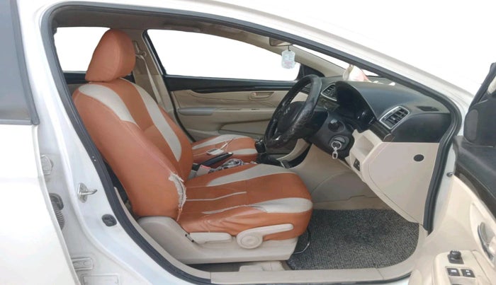 2017 Maruti Ciaz DELTA DIESEL 1.3, Diesel, Manual, 1,84,317 km, interior