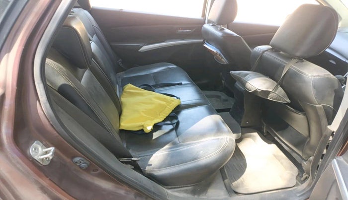 2016 Maruti S Cross ALPHA 1.3, Diesel, Manual, 1,41,440 km, interior