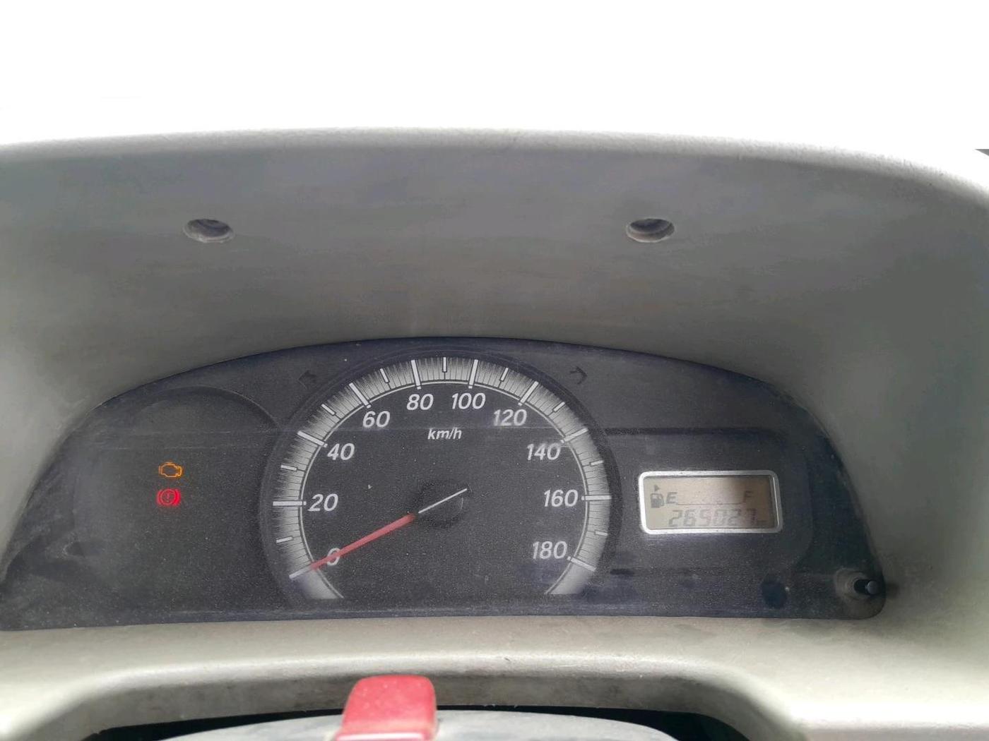 2017 Maruti Eeco 5 STR WITH A/C+HTR, CNG, Manual, 2,65,027 km, interior
