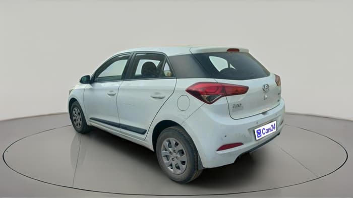 2014 Hyundai Elite i20 SPORTZ 1.4 CRDI, Diesel, Manual, 1,40,004 km, exterior