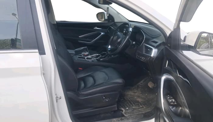 2020 MG HECTOR SHARP 1.5 DCT PETROL DUAL TONE, Petrol, Automatic, 70,571 km, interior