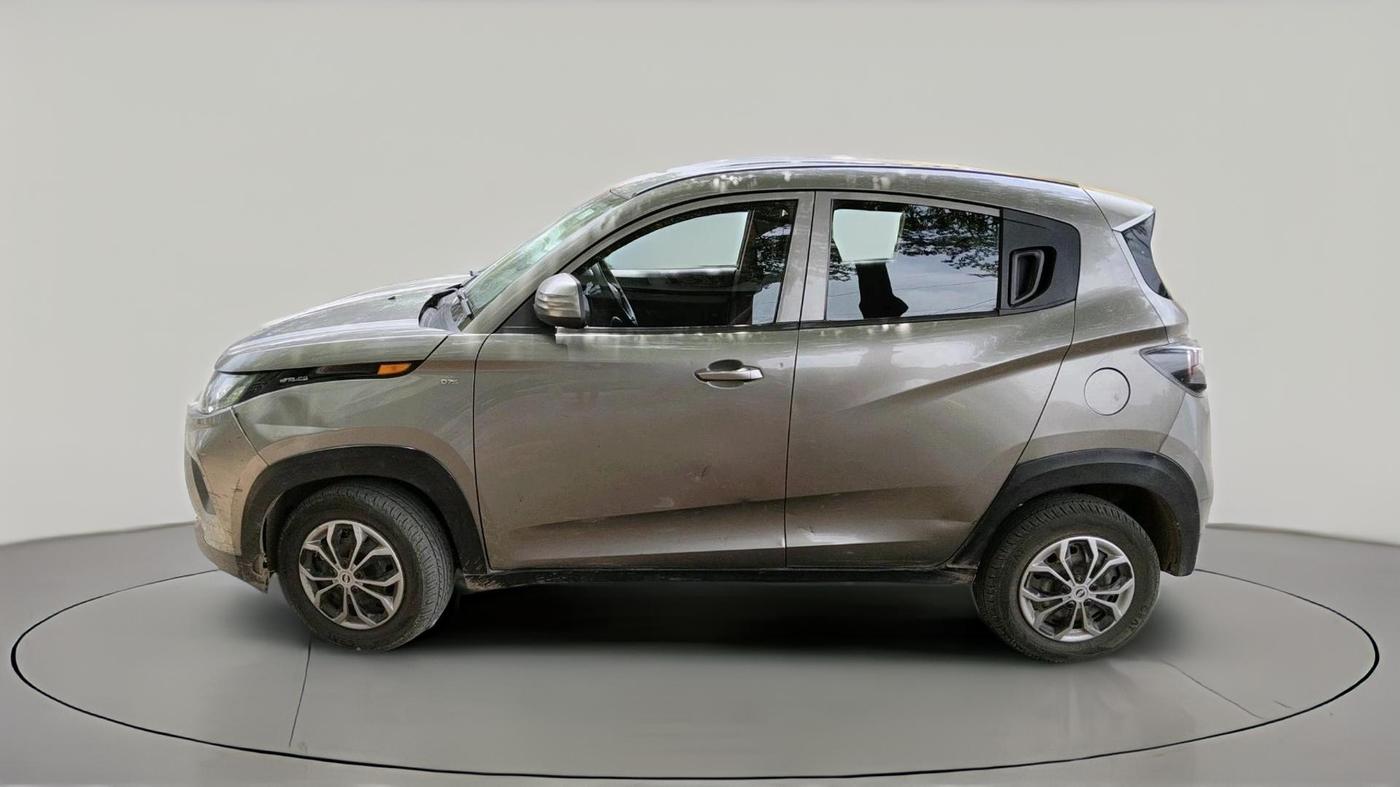 2017 Mahindra KUV 100 NXT K4+ D 6 STR, Diesel, Manual, 1,17,632 km, exterior