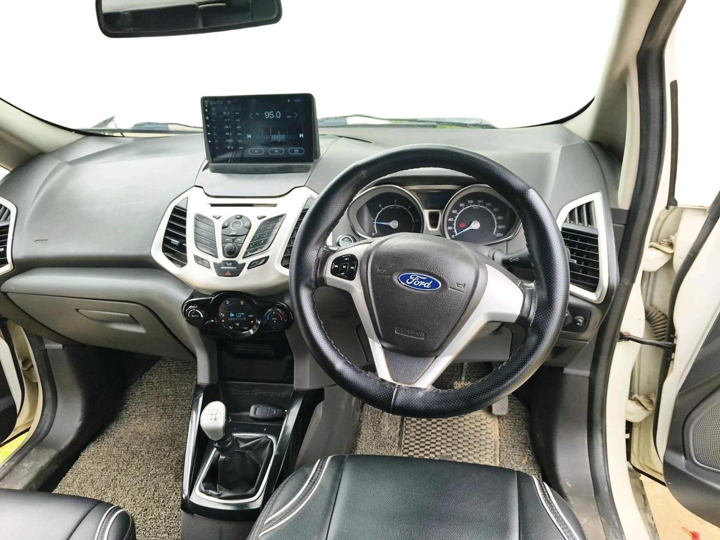 2017 Ford Ecosport TITANIUM 1.5L DIESEL, Diesel, Manual, 1,55,995 km, interior