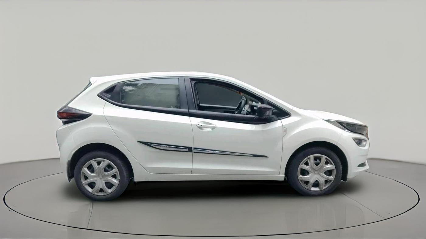 2022 Tata ALTROZ XT PETROL, Petrol, Manual, 57,970 km, exterior