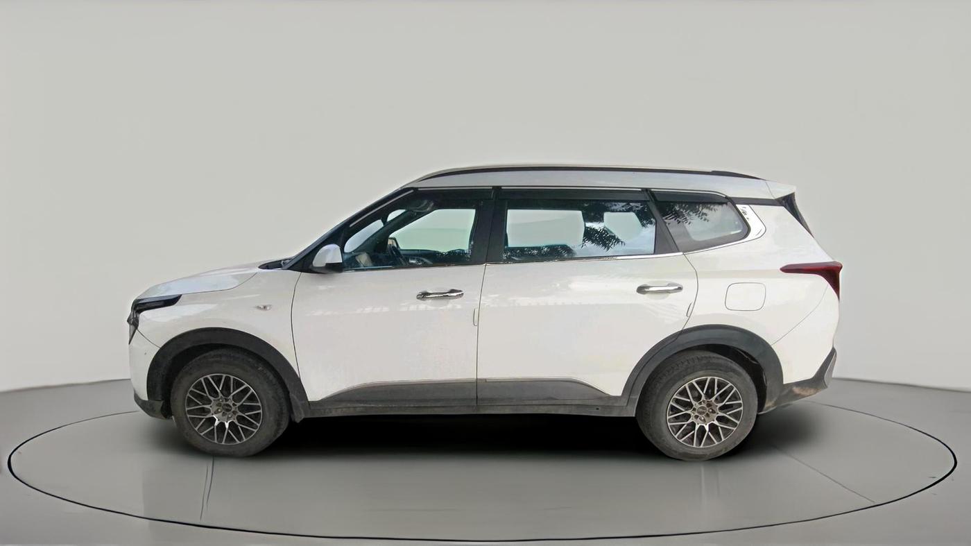 2023 KIA CARENS PREMIUM 1.5 DIESEL 7 STR, Diesel, Manual, 44,979 km, exterior