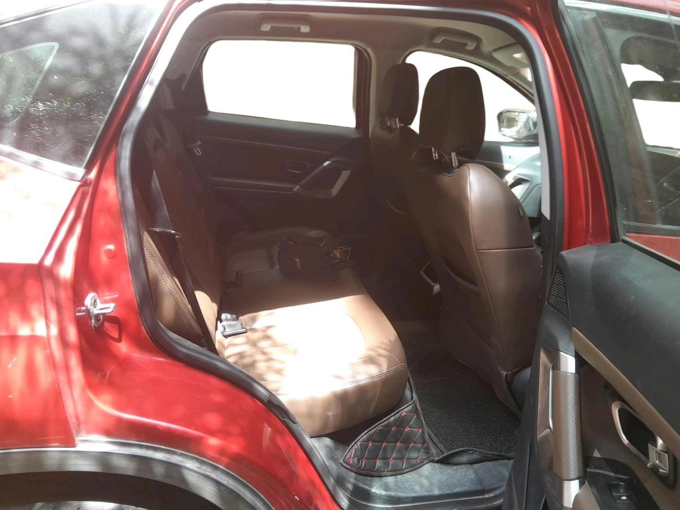 2020 Tata Harrier XZ 2.0L, Diesel, Manual, 1,46,450 km, interior