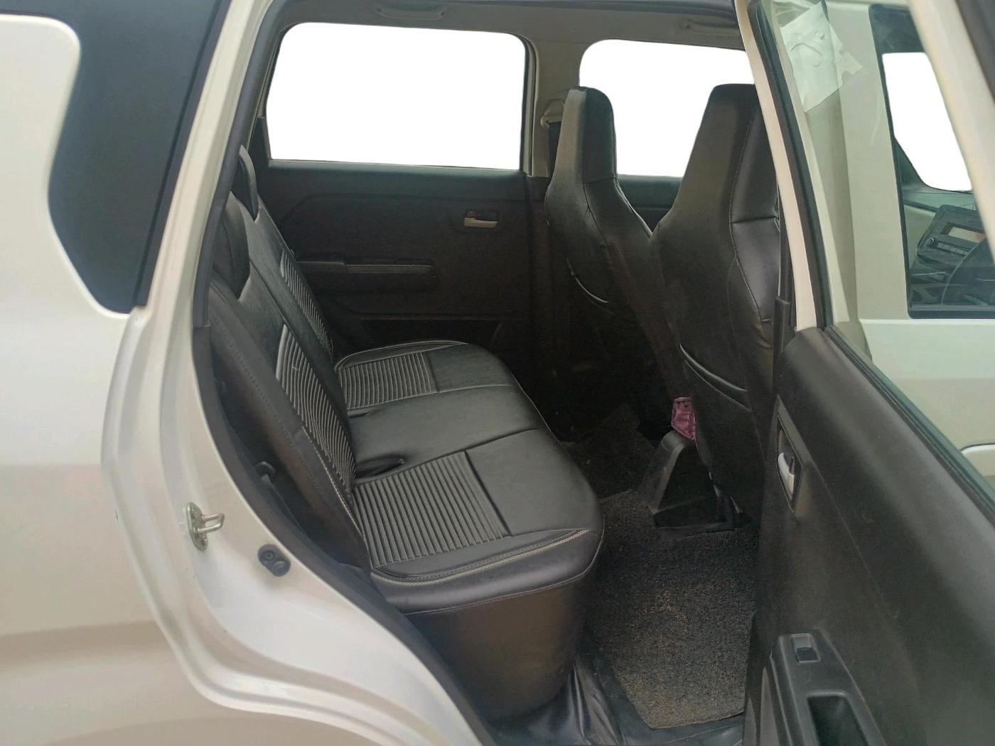 2022 Maruti New Wagon-R VXI CNG 1.0, CNG, Manual, 24,836 km, interior